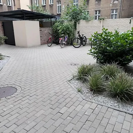 Nowy Dluga Apartment *